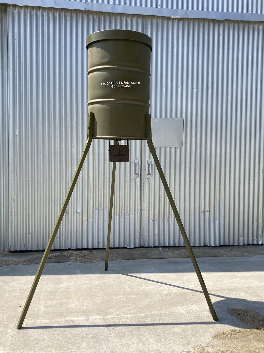 Customer photo review of 6V Metal Game Feeder Kit