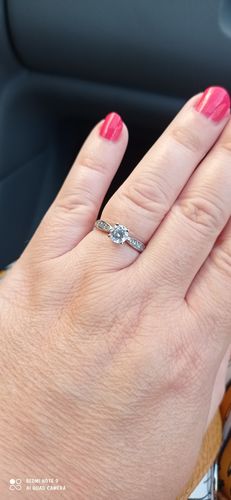 Customer photo review of Bague Olga - Solitaire Zirconium & Argent