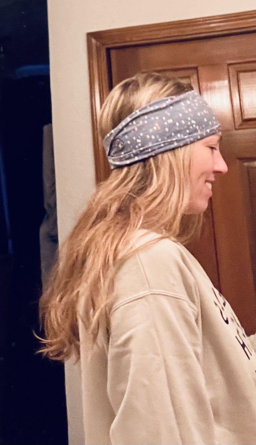 Customer photo review of RAINBOW - 4'' Headband
