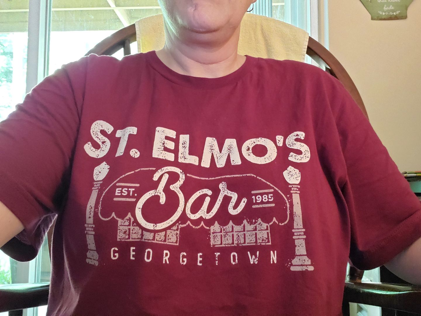 Customer photo review of St. Elmo's Bar Men's/Unisex Super Soft Tee
