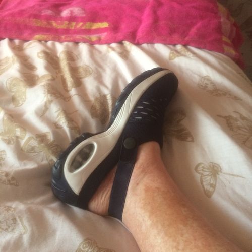 Customer photo review of Mesh Orthopedic Walking Sandals