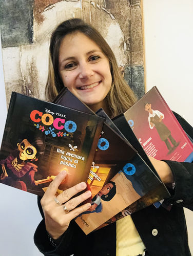 Customer photo review of Colección Completa Coco: 12 figuras + 12 libros