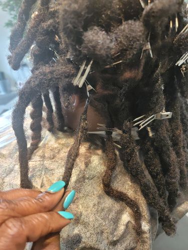 Customer photo review of Locs Tool Single, Double, Triple or Set Crochet Needle