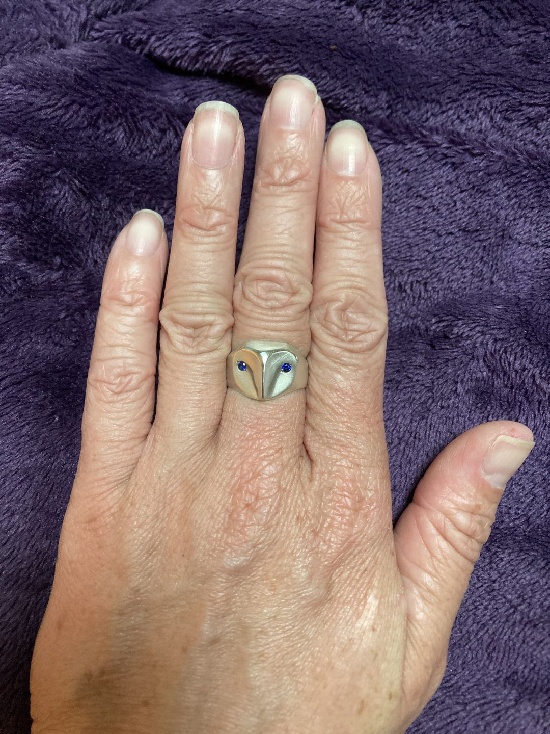 Customer photo review of Owl Ring with Sapphire Eyes