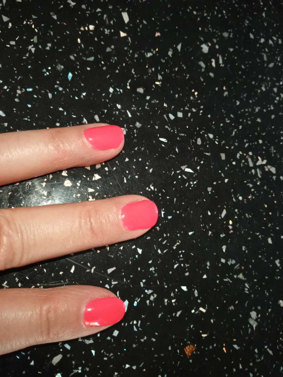 Customer photo review of Semilac 570 Neon Watermelon UV Gel Polish 7ml