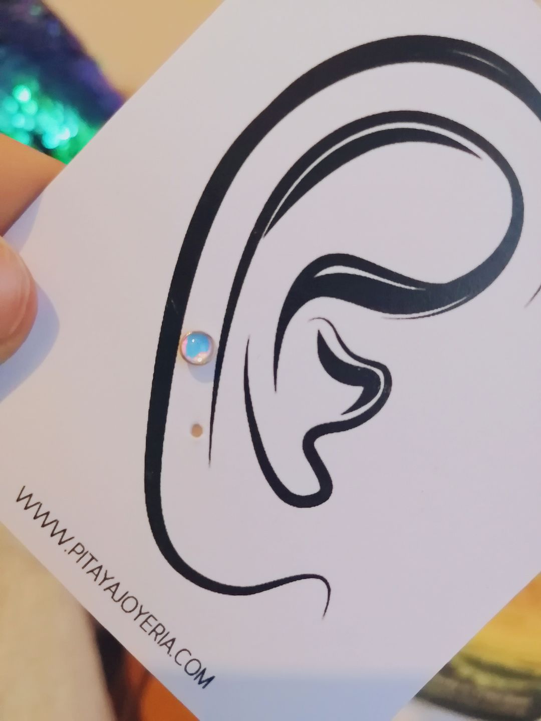 Customer photo review of Piercing Cristal Aurora