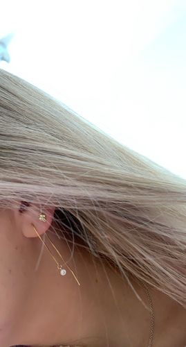 Customer photo review of Callista Diamond Threader Earring