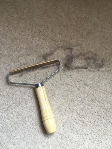 Customer photo review of Lint Swept™ Lint Roller Shaver