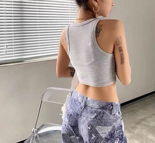 Customer photo review of Organic Rib Cutaway Tank Top-HeatherGrey