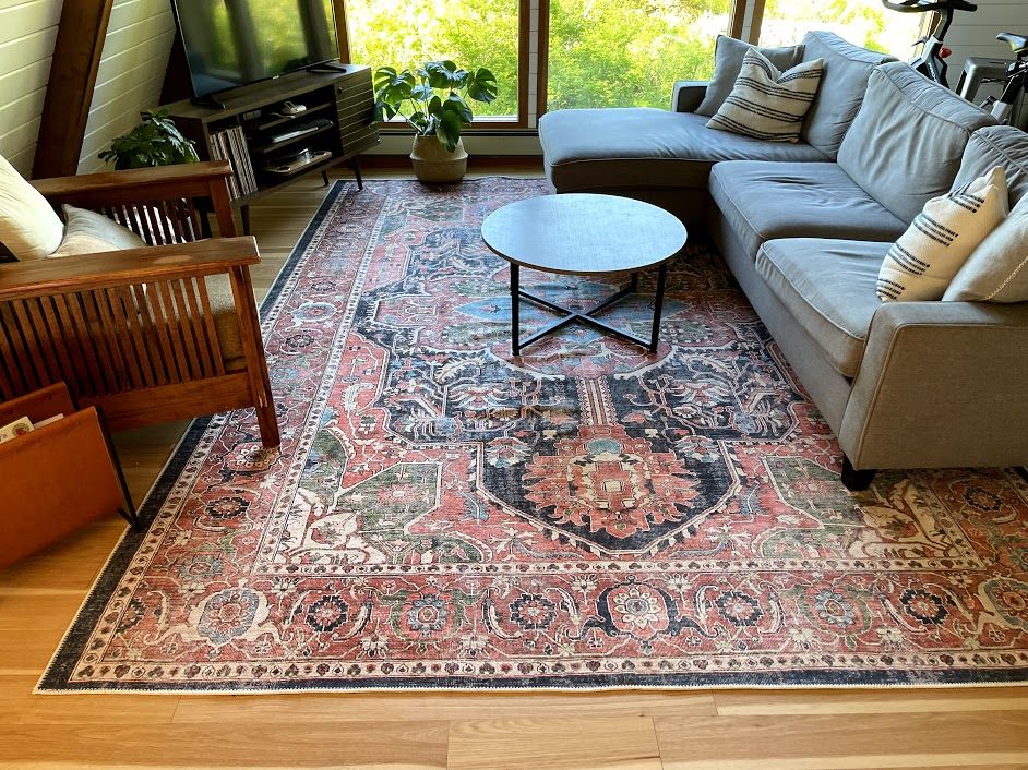 Customer photo review of Distressed Vintage Kendra Area Rug