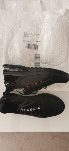 Customer photo review of fansgemacht Sommer ultraleichte atmungsaktive Mode Schutzschuhe