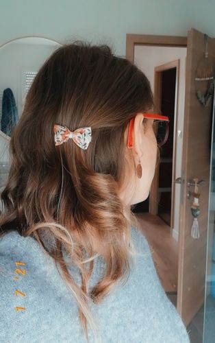 Customer photo review of Barrette Liberty of London "Wiltshire Pois de senteur"