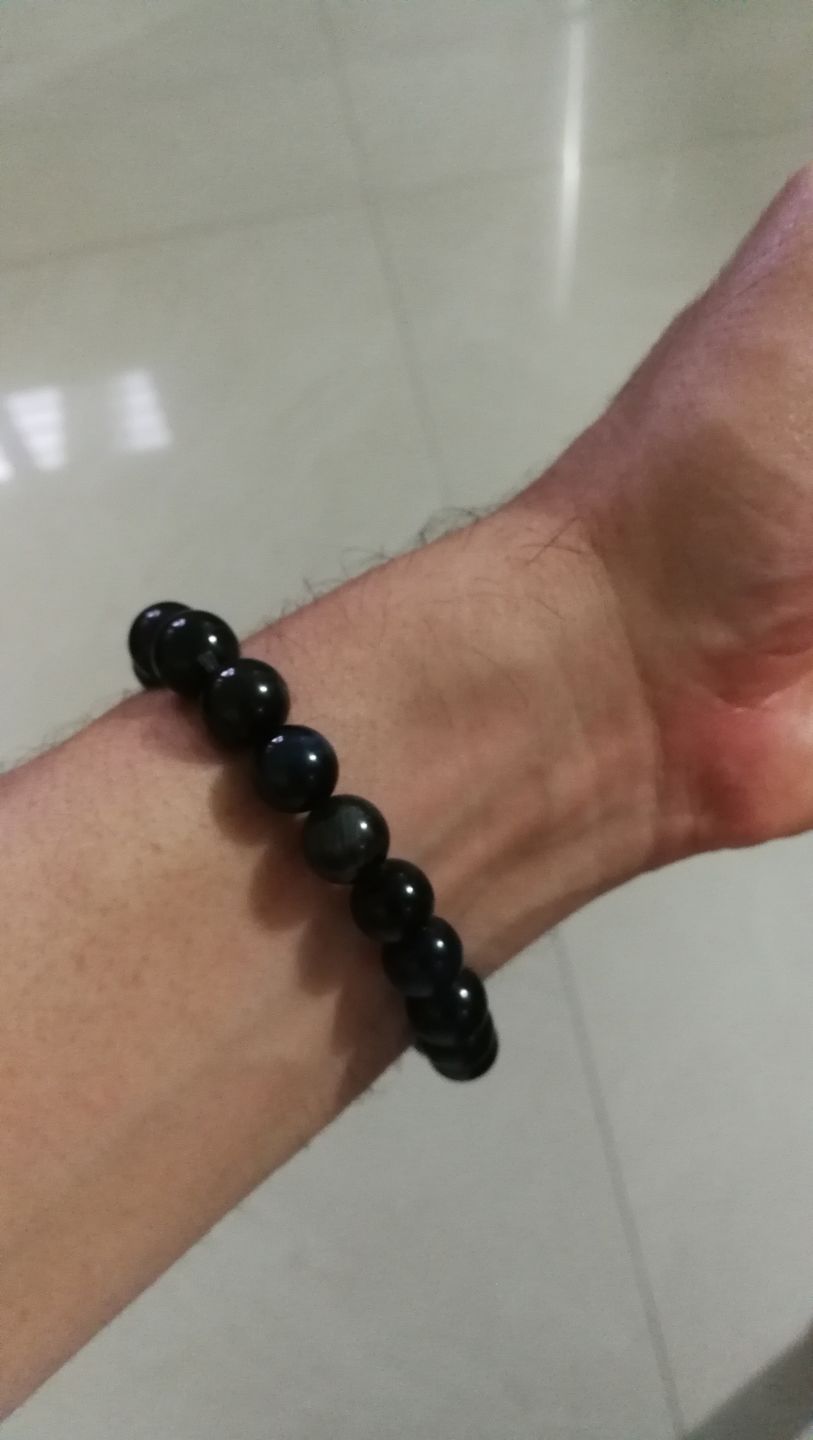 Customer photo review of Blue-Tigers-Eye Protection & Wealth Bracelet