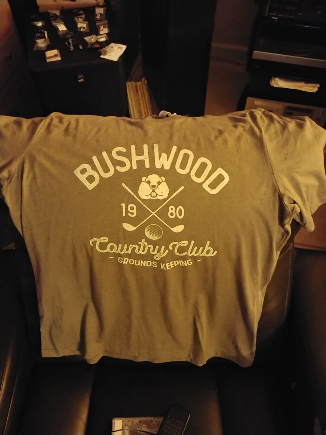 Customer photo review of Bushwood Men's/Unisex Super Soft Tee