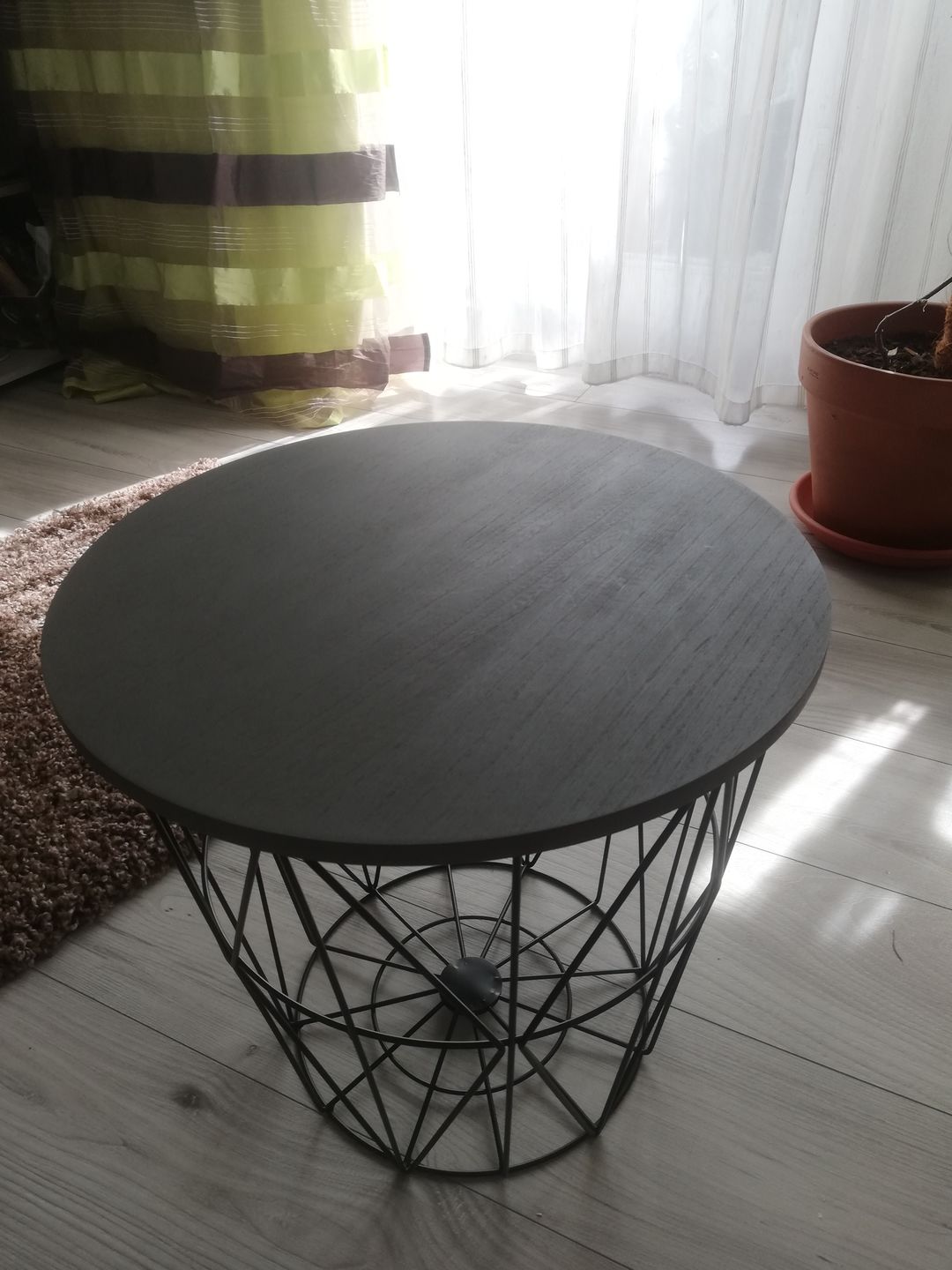 Customer photo review of Masuta MARIFFA, frasin/negru, 42x41 cm