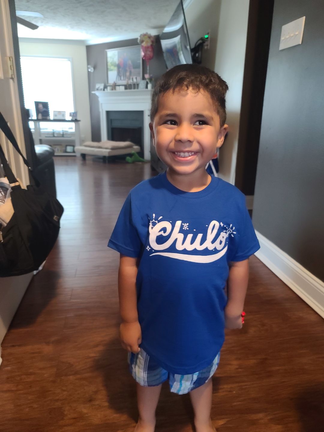 Customer photo review of Chulo Kids Tee