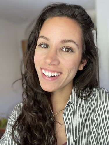 Customer photo review of Gradual Face Tan