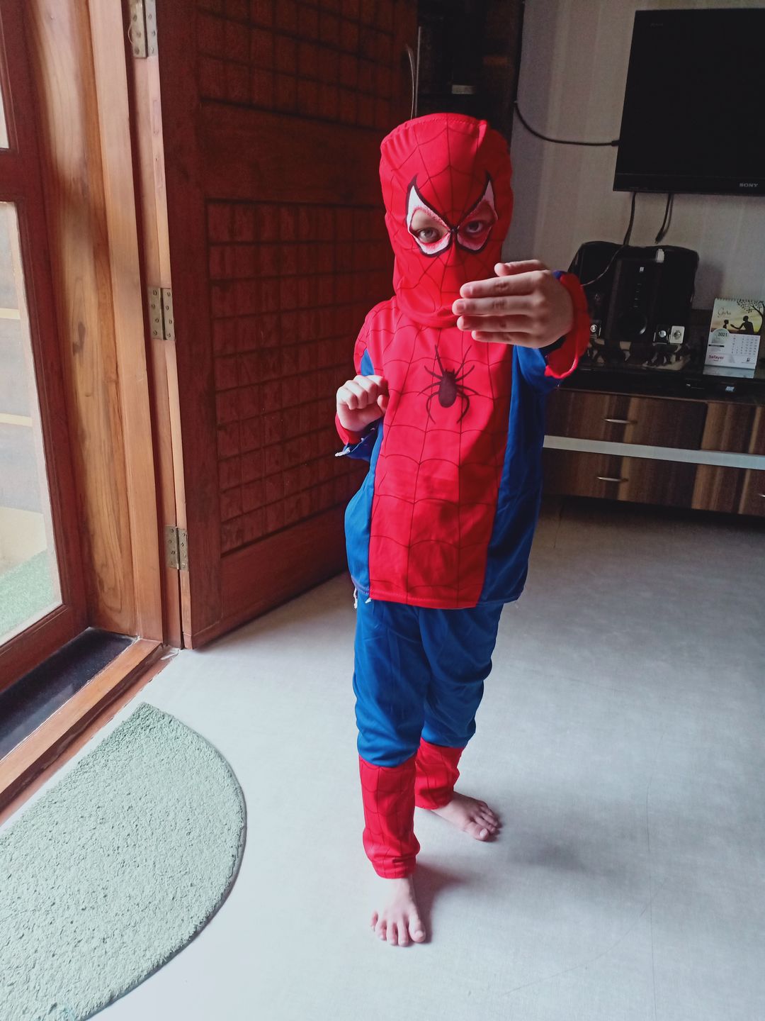 Customer photo review of Fancydresswale Spiderman Dress for Boys