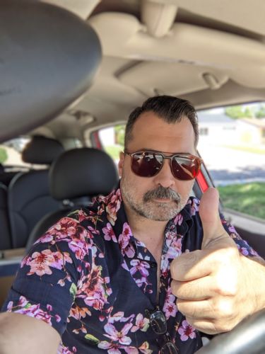 Customer photo review of Men's Floral Cotton Tropical Hawaiian Shirt