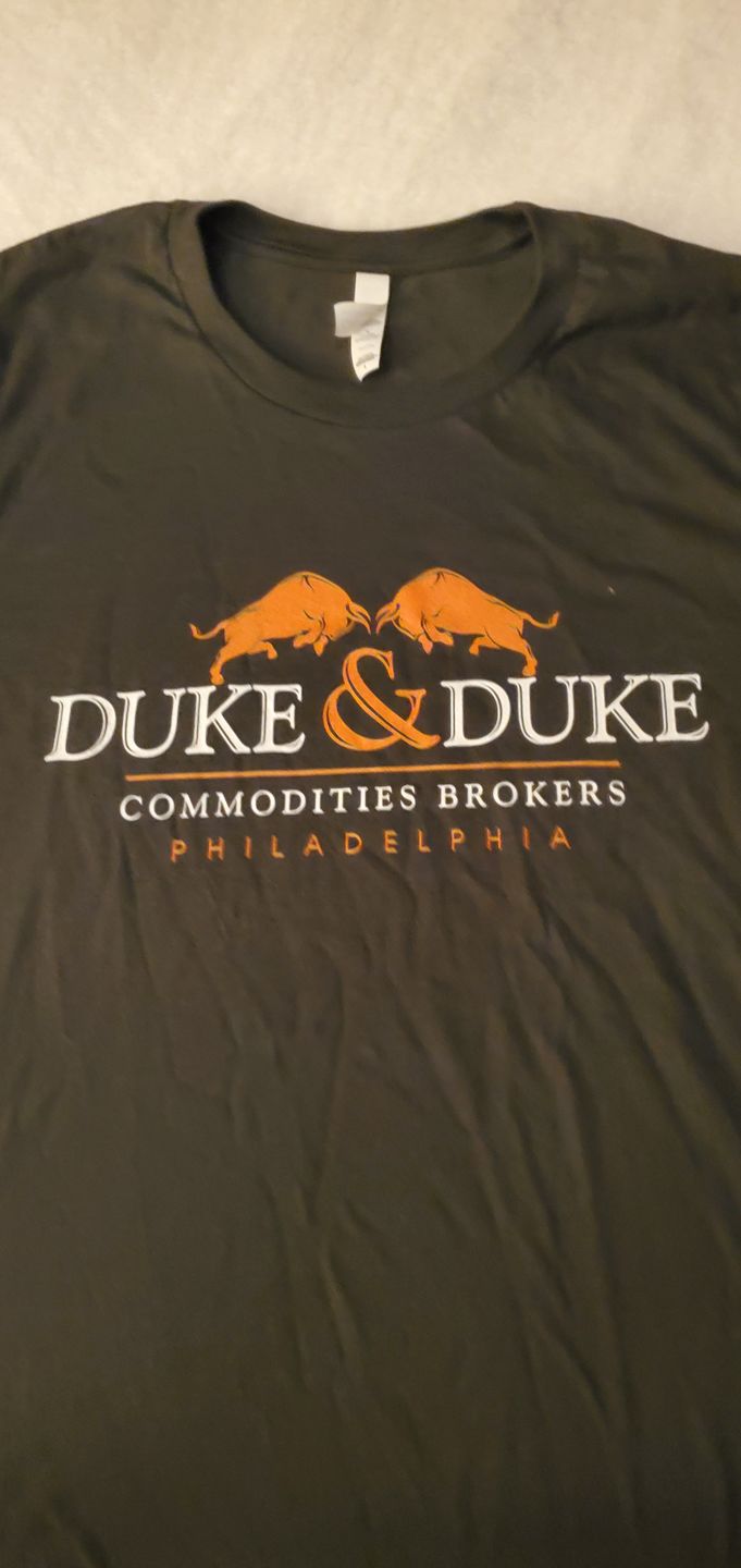 Customer photo review of Duke & Duke Men's/Unisex Super Soft Tee