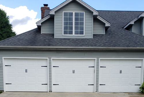 Customer photo review of Decorative Garage Door Hinge and Handle Magnet Accents (6-PC Set)