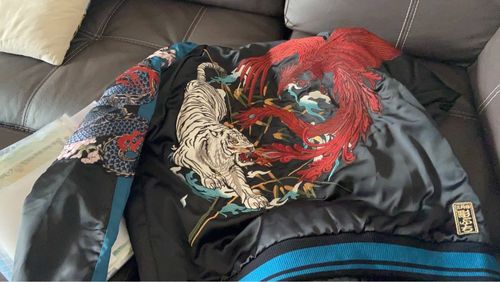 Customer photo review of Veste Dragon<br> Animaux Célestes