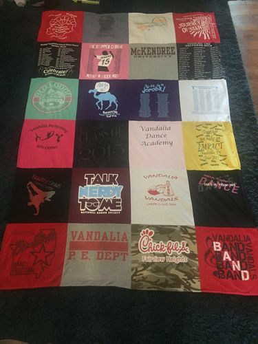 Customer photo review of Classic T-Shirt Blanket