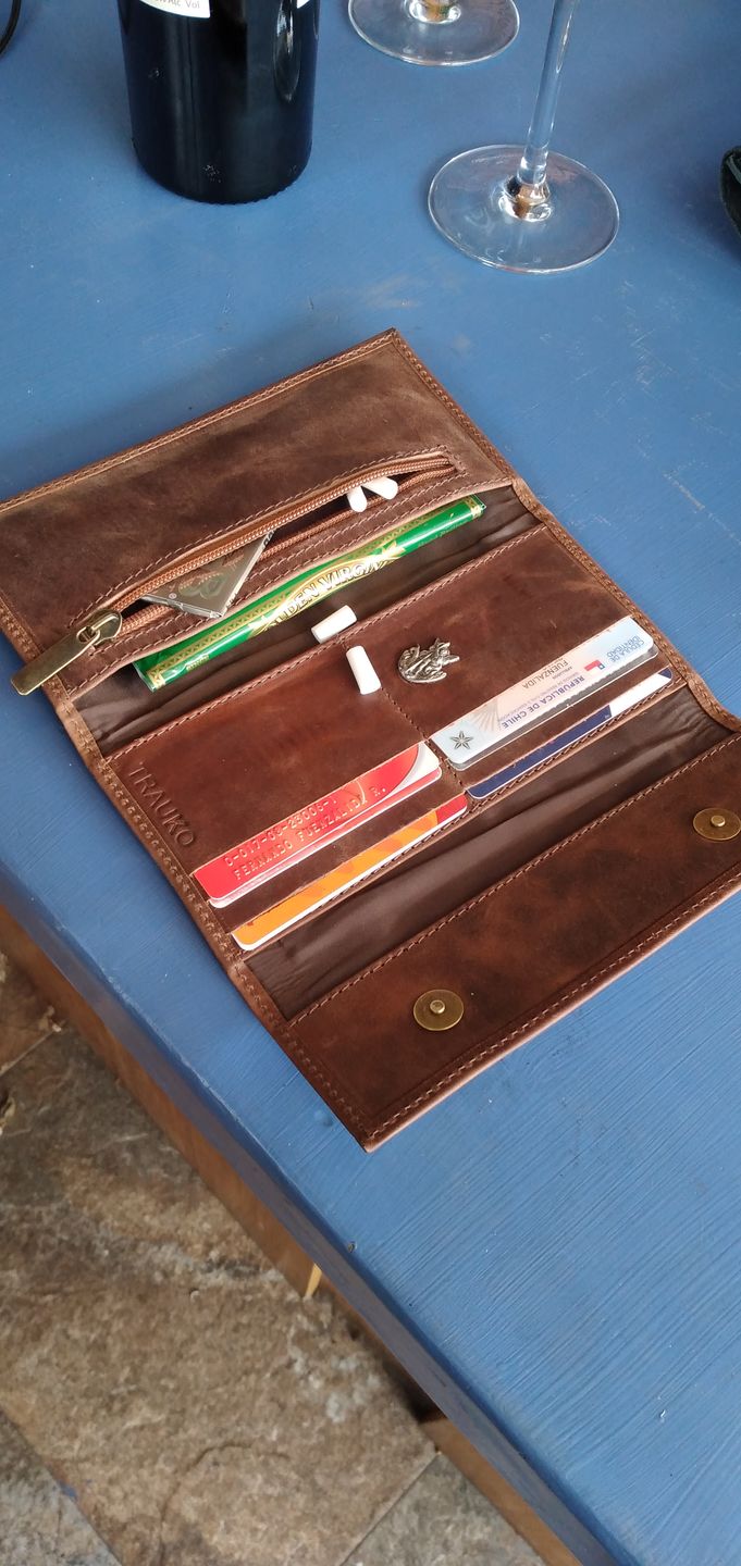 Customer photo review of Billetera Larga Café