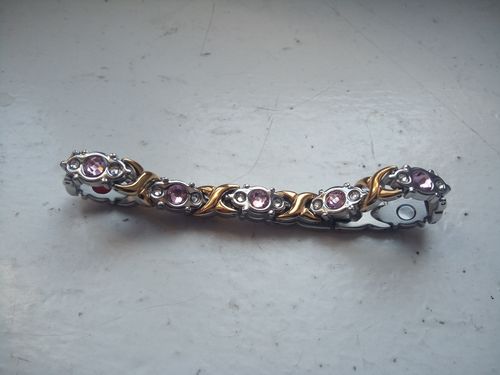 Customer photo review of Bracelet Magnétique Femme - 2 coloris disponibles
