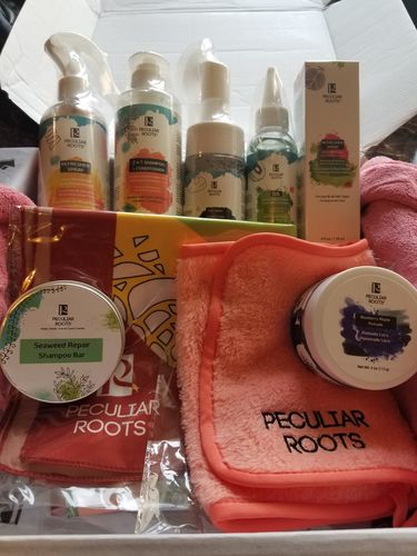 Customer photo review of Loc Gyal Summa Box (Limited Edition)