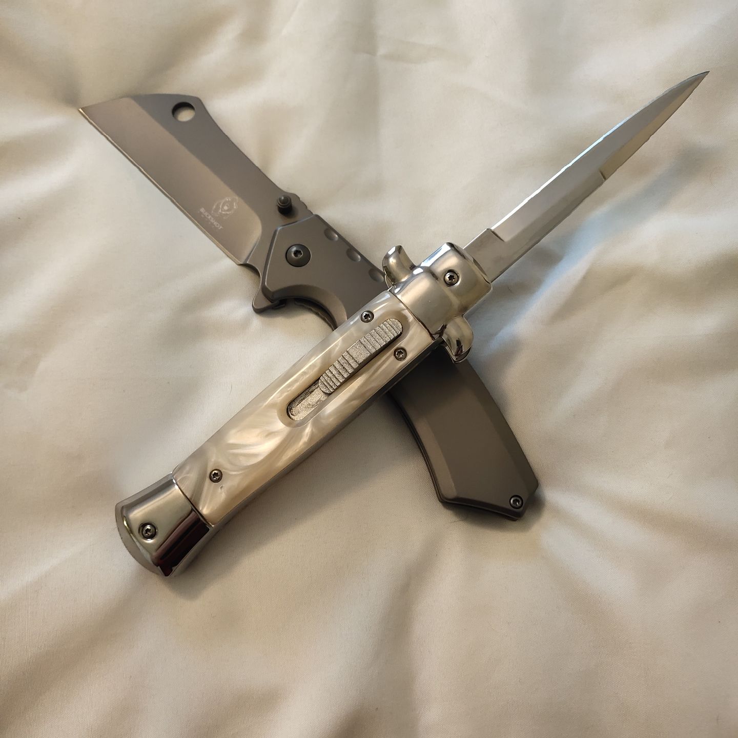 Customer photo review of VT Don Italian Stiletto (White Marble)