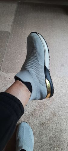 Customer photo review of Fashionable Comfortable Casual Flying Sneakers
