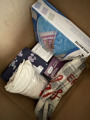 Customer photo review of The WiBargain Box
