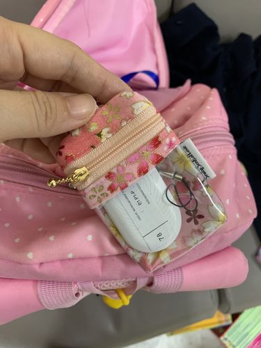 Customer photo review of SG TraceTogether Token Holders - Daisy