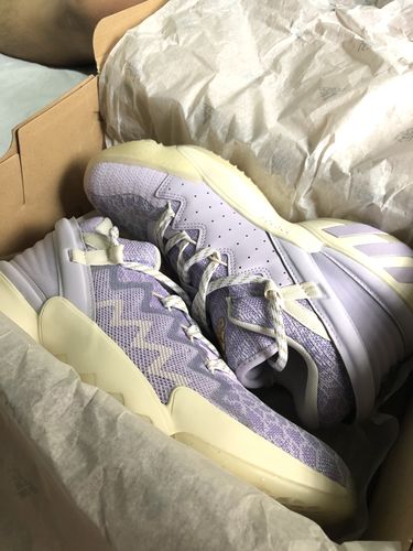 Cyla G. review of ADIDAS MEN'S D.O.N. ISSUE #2 image 1 out of 1