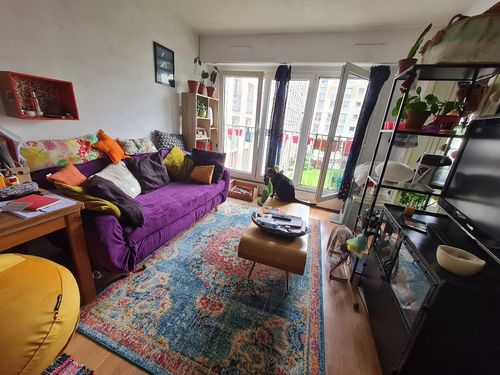 Customer photo review of Pourpre - Housses en velours Extensibles de Fauteuil et Canapé - La Maison des Housses