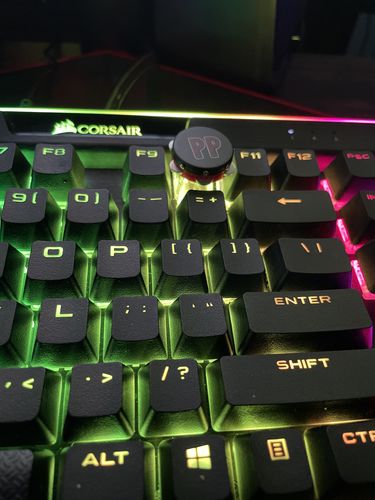 Customer photo review of Pewdiepie Tambo Keycap