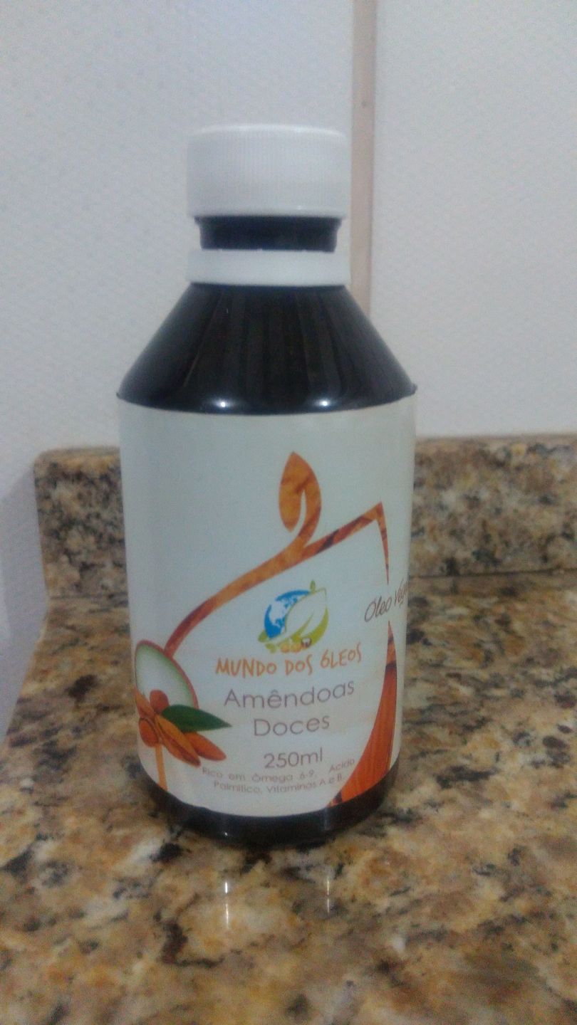 Customer photo review of Óleo de Amendoas Doce