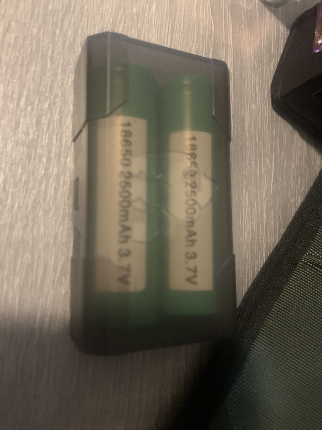 Customer photo review of Chubby Gorilla Battery Case 2x 18650