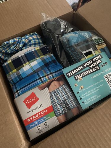 Customer photo review of WiBargain Men's Clothing Wholesale Box