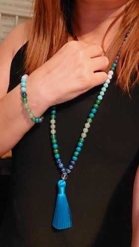 Customer photo review of Set Conexión - Colgante & Pulsera de piedras naturales - 108 cuentas