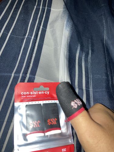 Customer photo review of "Consistency" Finger Sleeves Three Pack