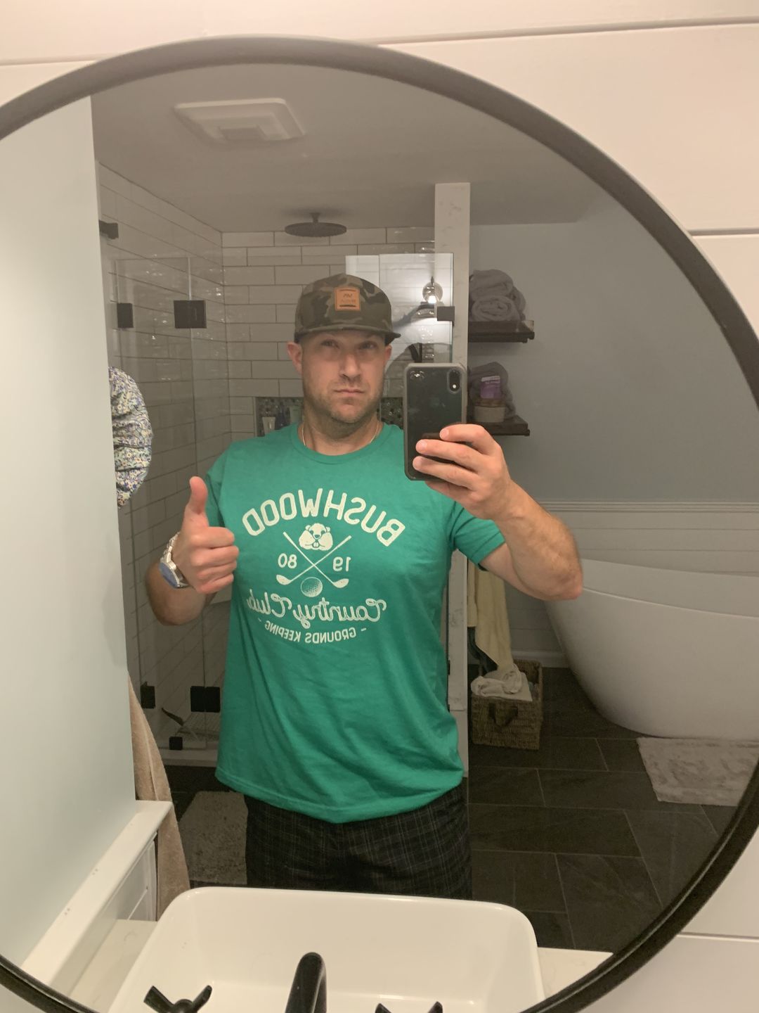 Customer photo review of Bushwood Men's/Unisex Super Soft Tee
