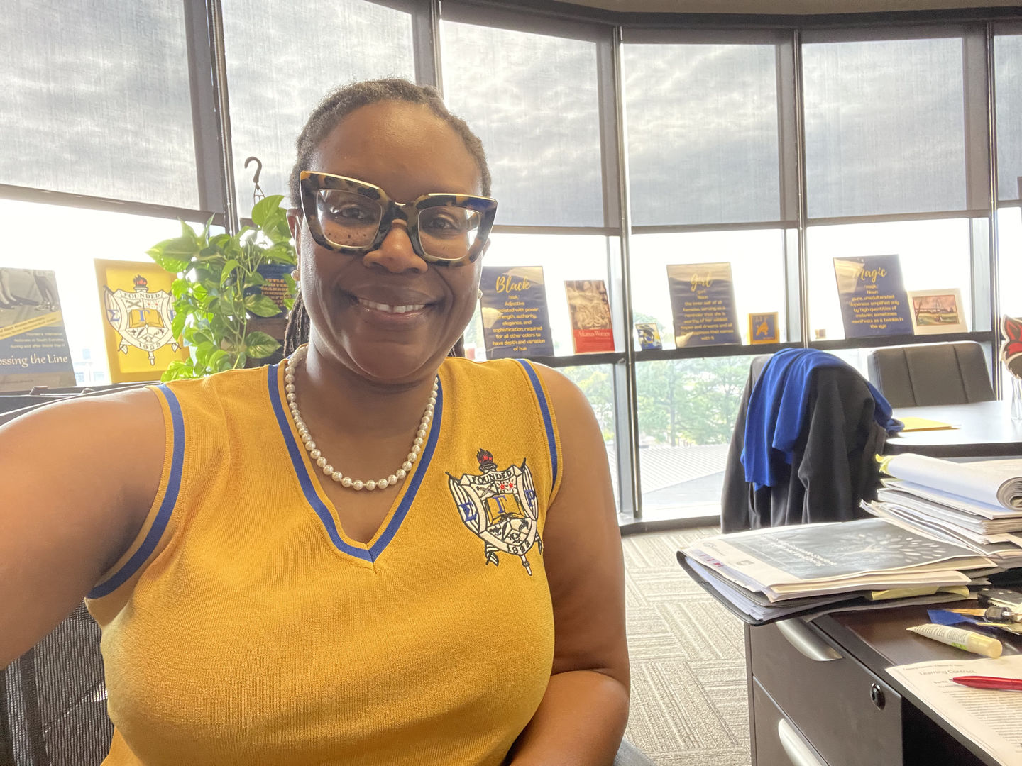Customer photo review of SGRho - V-Neck Vest - Gold