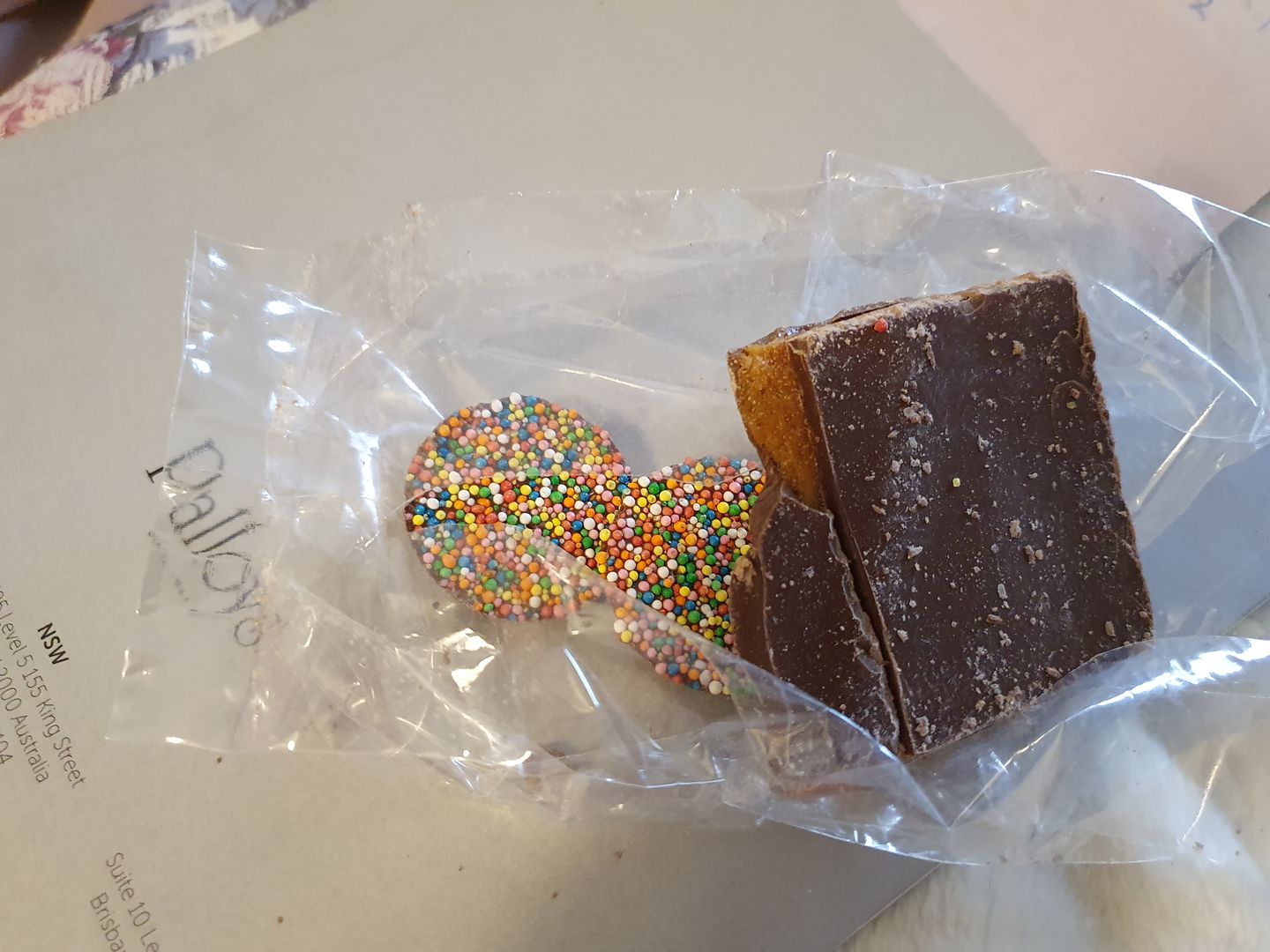Customer photo review of Sprinkles Milk Chocolate Regular size 27/cylinder
