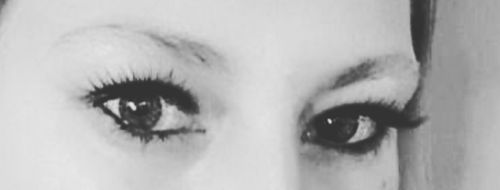 Customer photo review of Magic Eyeliner Set - Honey