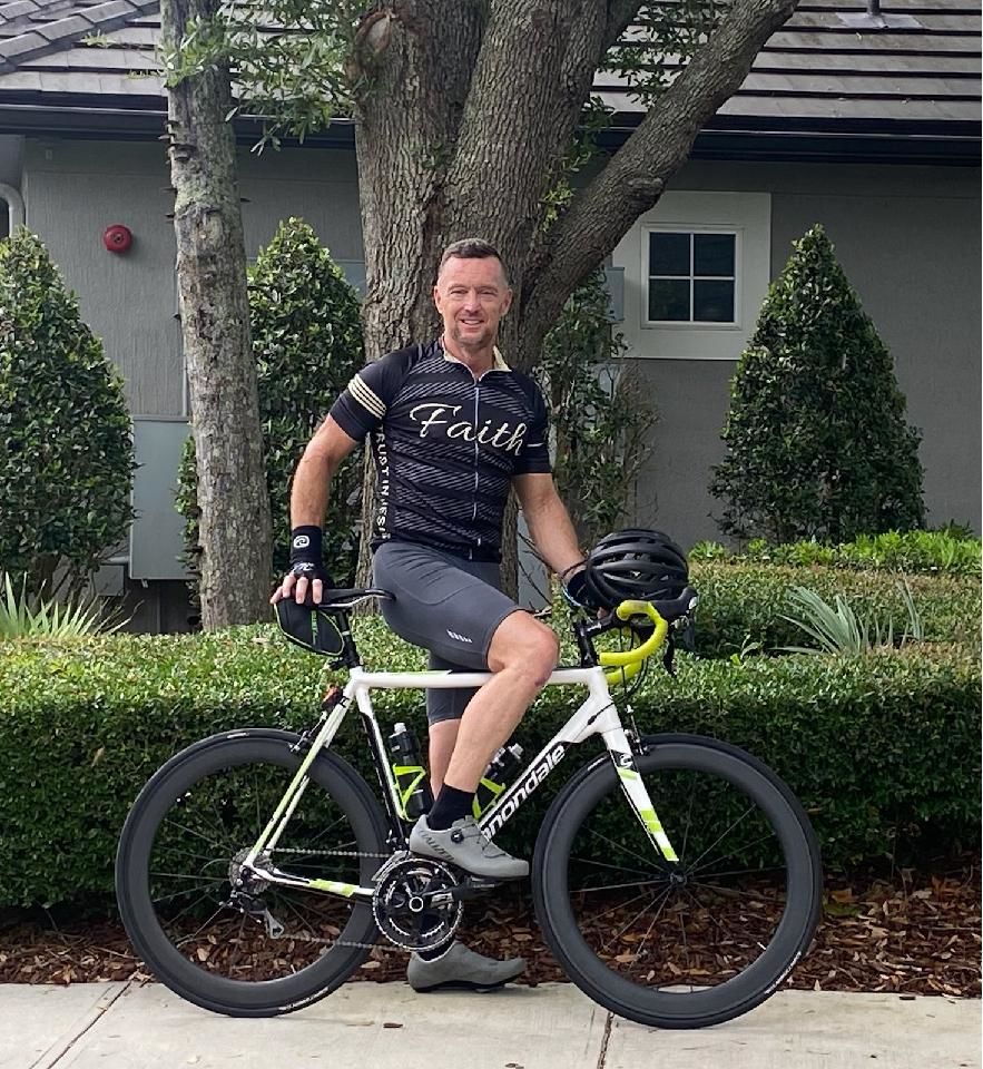 Customer photo review of Faith Black Short Sleeve Cycling Jersey