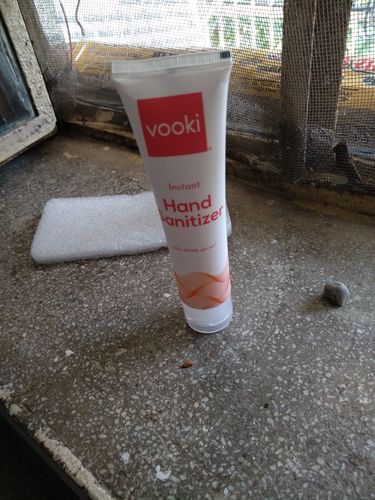 Customer photo review of Vooki Hand Sanitizer Tube 60 ML (Pack of 3)