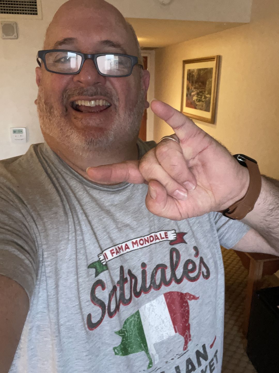 Customer photo review of Di Fama Mondiale Satriale's Men's/Unisex Super Soft Tee