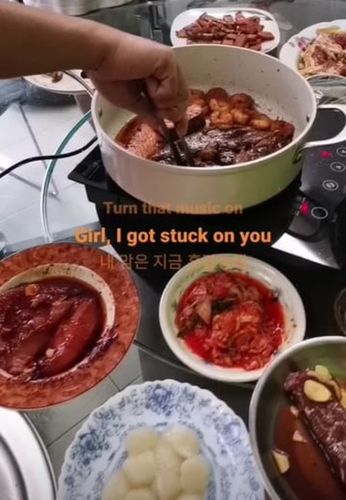 Customer photo review of Cosmo Pan